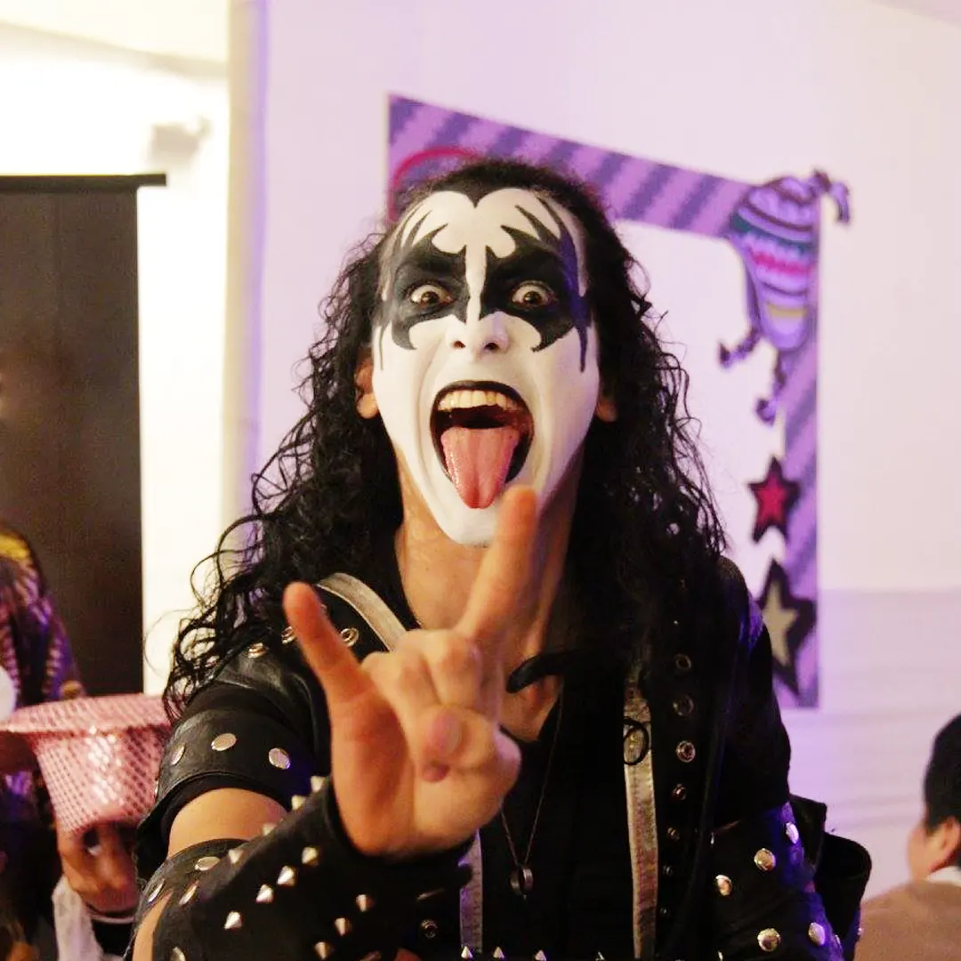 Kiss
